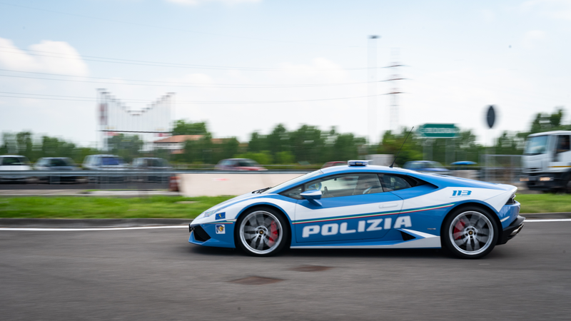 Illustration for article titled Driving in Northern Italy Is As Stressful As It Is Beautiful